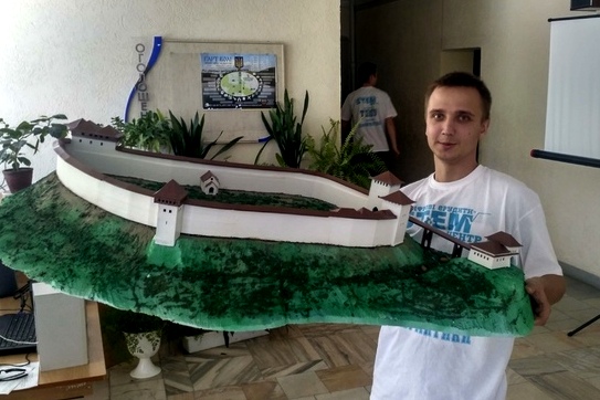 Магістрант Жуковський Максим.